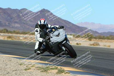 media/Mar-12-2022-SoCal Trackdays (Sat) [[152081554b]]/Turn 14 Inside (155pm)/